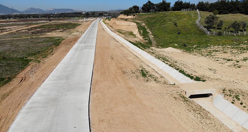 Beton bağlantı yolu